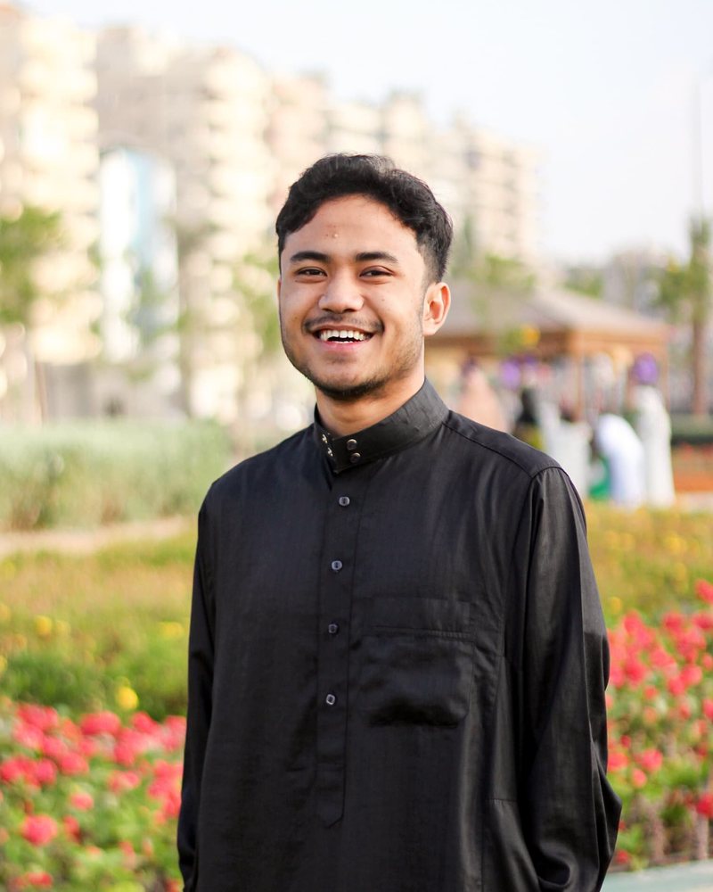 Portrait of Fathan Rizqi Pramono, Chief Marketing Officer of Arunara Coffee